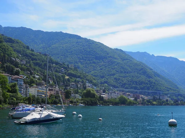 Luxury Yachts Lake Geneva European Montreux City Canton Vaud Switzerland — Zdjęcie stockowe