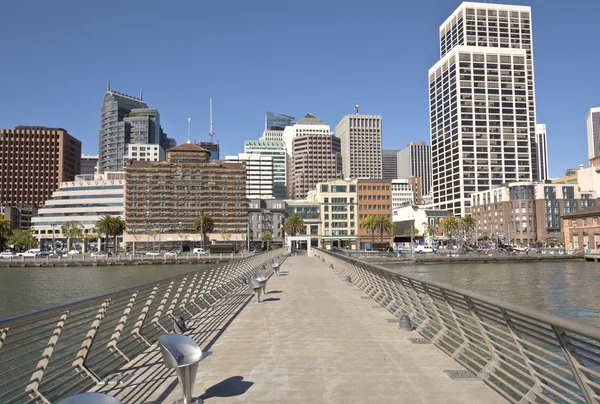 San Francisco downtown het platform Californië. — Stockfoto