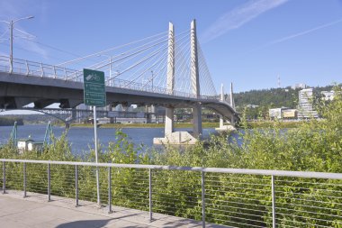 Tilikum geçiş Köprüsü Portland Oregon.