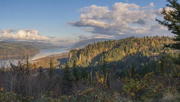 Gün Batımında Columbia Nehri Boğazı Nın Panoramik Manzarası — Stok fotoğraf