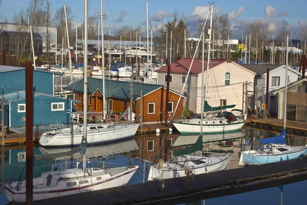 Drukke jachthaven in Portland Oregon. Rechtenvrije Stockfoto's