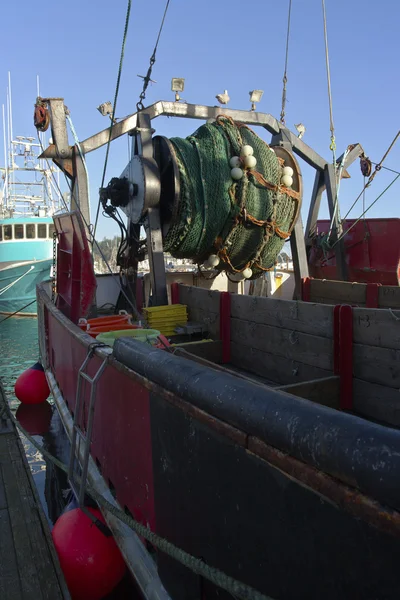 Barco de pesca en Newport Oregon . — Foto de Stock