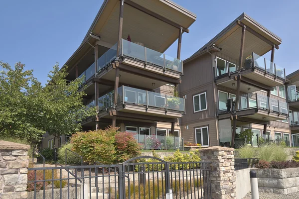 Condominios residenciales frente al mar Vancouver WA . —  Fotos de Stock