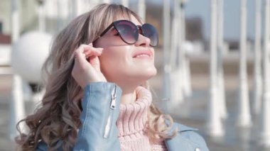 Barajdaki bir kadının portresi..