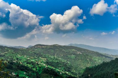 Dağların güzel manzarası