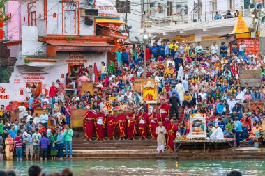 Ganga Nehri Aarti, Har Ki Pauri, Haridwar, Uttrakhand, Hindistan, Ekim 2018