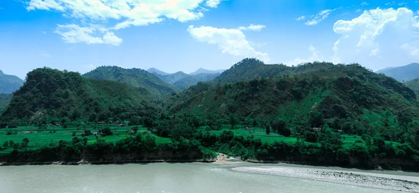 Prachtig Landschap Van Rivier Bergen — Stockfoto