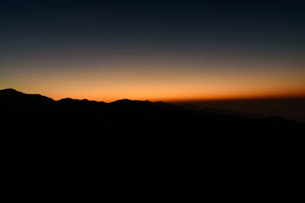 Schöner Sonnenuntergang Mit Dramatischem Himmel — Stockfoto