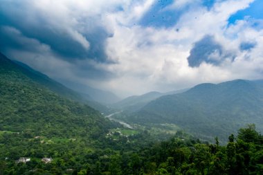 Dağların güzel manzarası
