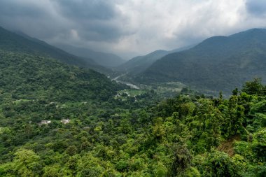 Dağların güzel manzarası