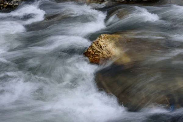 Krásný Vodopád Lese — Stock fotografie