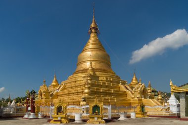 Mandalay Kuthodaw Pagoda