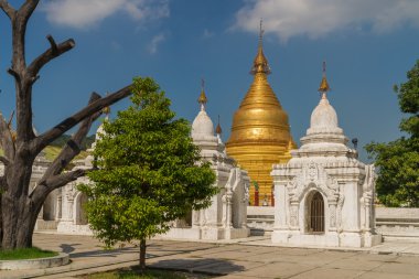 Mandalay Kuthodaw Pagoda