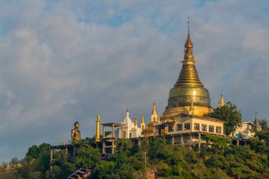 Sabah sagaing tapınaklar