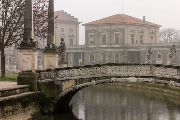 Padova na névoa — Fotografia de Stock