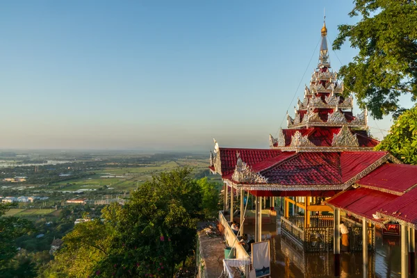 Vista dalla Pagoda Su Taung Pyai — Foto Stock