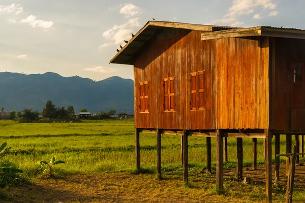 Vesnice Inle Lake — Stock fotografie