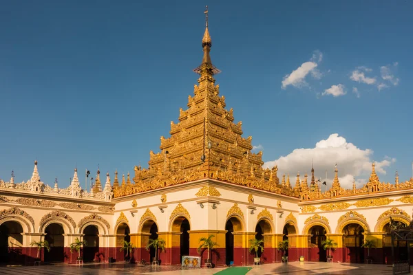 Templo de Buda Mahamuni — Foto de Stock