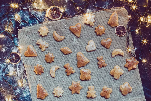 Weihnachtskekse backen — Stockfoto