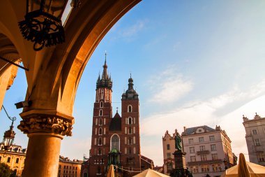 Krakow 'daki Aziz Mary Bazilikası