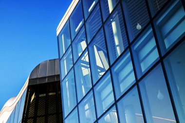 Modern mali iş ofis binası 