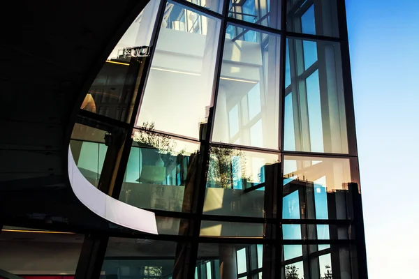 Modern financial business office building — Stock Photo, Image