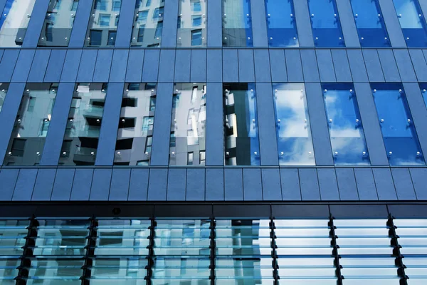 현대 금융 오피스 빌딩 — 스톡 사진