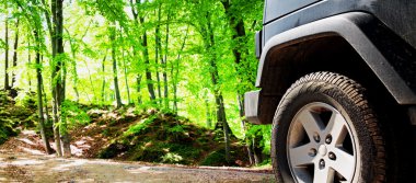 Jeep araç offroad kir macera iz