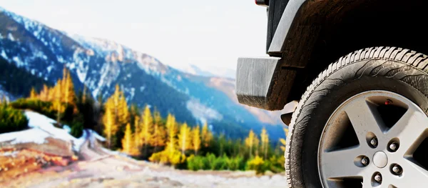 Jeep araç offroad kir macera iz