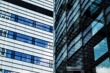 Modern finansal ofis binası