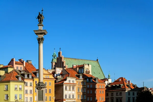 Oude stad architectuur vierkant landmark in Warschau — Stockfoto