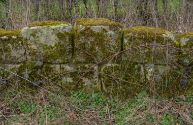 Tarihi kireçtaşı duvar dokusu eski taş duvar yüzeyini gösteriyor