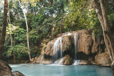 Erawan Şelalesi Ulusal Parkı Kanjanaburi Tayland
