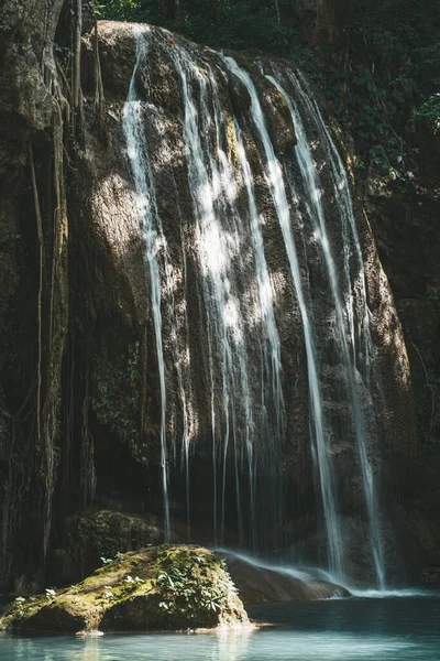 Erawan Şelalesi Ulusal Parkı Kanjanaburi Tayland