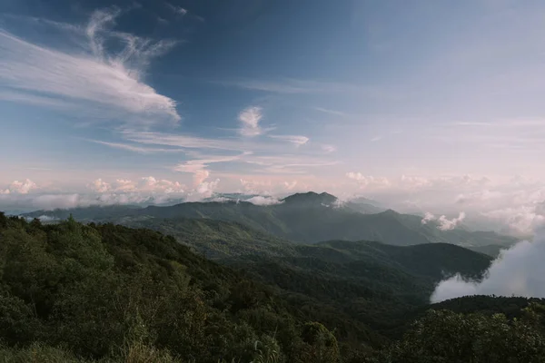 Pemandangan Pemandangan Matahari Terbenam Titik Tertinggi Thailand Doi Ithanon — Stok Foto