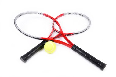 tenis raketi izole edildi