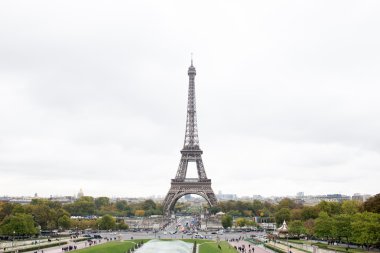 Paris 'teki Eyfel Kulesi