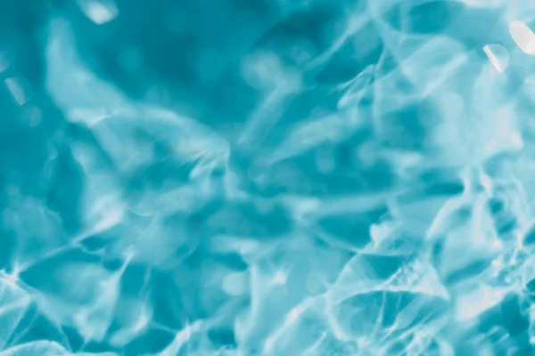 Detailní Rozostřené Aloe Vera Gel Kosmetické Textury Modré Pozadí Bublinami Stock Snímky