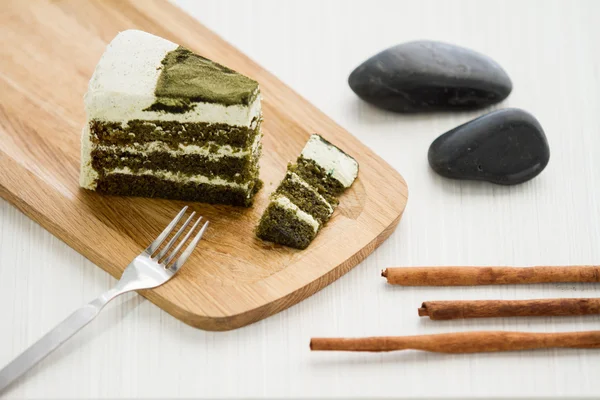 Japanischer Matcha-Grüntee-Kuchen Stockbild