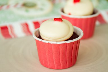 Çikolatalı fincan kek