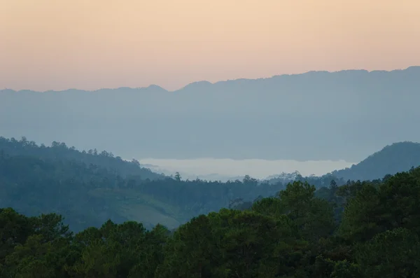 Thailandia paesaggio montano — Foto Stock