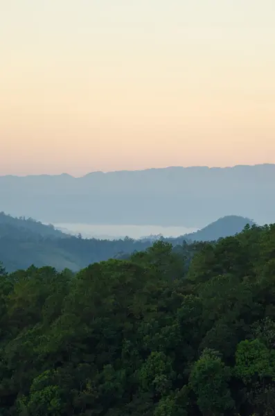 Thailandia paesaggio montano — Foto Stock