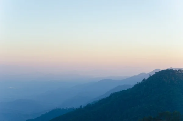 Thailändische Berglandschaft — Stockfoto