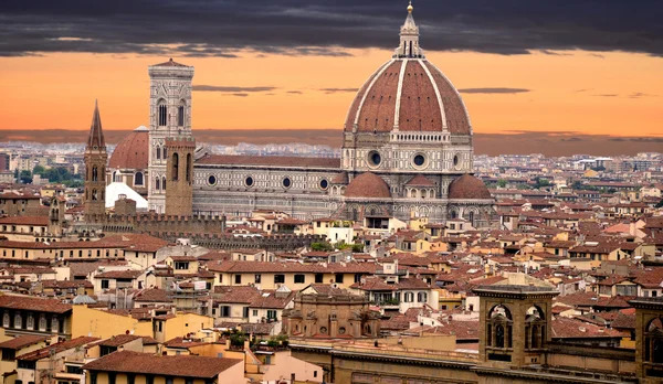 Florence bij zonsondergang - Toscane - Italië — Stockfoto
