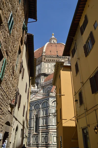 Glimpse of the cathedral of Florence-Tuscany-Italy — Stock Photo, Image