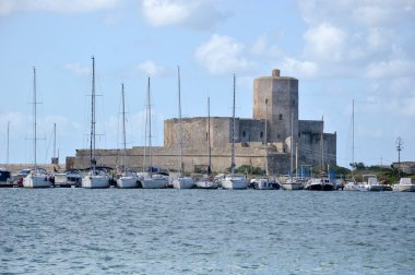 Trapani Sicilya - İtalya 42 Marina deniz araçları