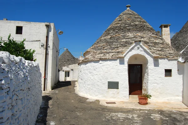 W samym sercu Trulli w Alberobello - Apulia - Włochy — Zdjęcie stockowe