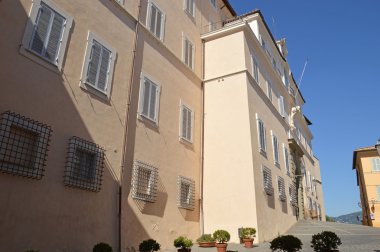 Baba Apostolik Sarayı Castel Gandolfo karargahı