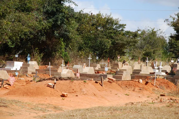 El impresionante cementerio de la aldea de Pomerini-Tanzania - África — Foto de Stock