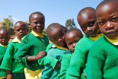 Anaokulu Çocuk Köyü Pomerini-Tanzanya, oyun